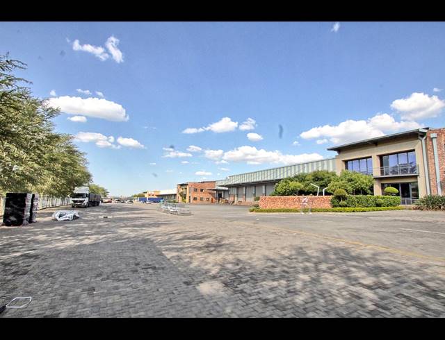 963M² WAREHOUSE TO LET IN HOOGLAND